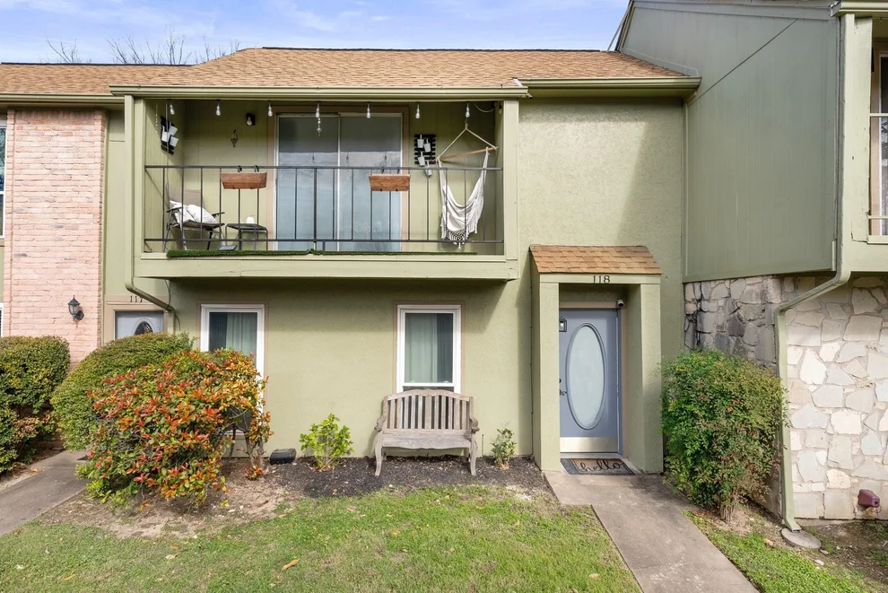 Unit for sale at 9009 North PLZ, Austin, TX 78753