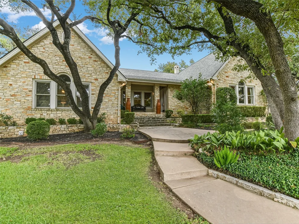 Unit for sale at 4004 Shadow Oak LN, Austin, TX 78746