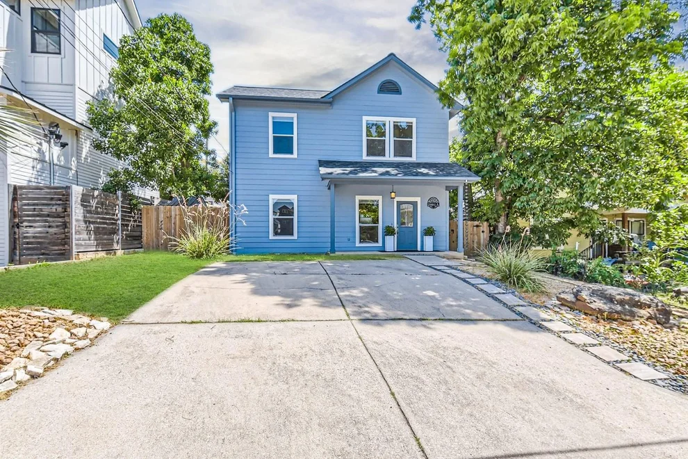 Unit for sale at 2004 E 9th ST, Austin, TX 78702