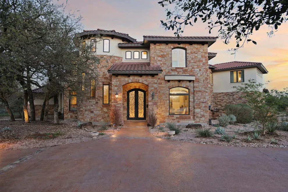 Unit for sale at 8517 Bellancia DR, Austin, TX 78738