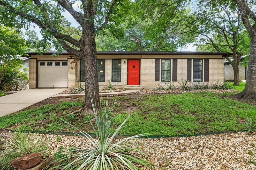 Unit for sale at 8507 Shenandoah DR, Austin, TX 78753