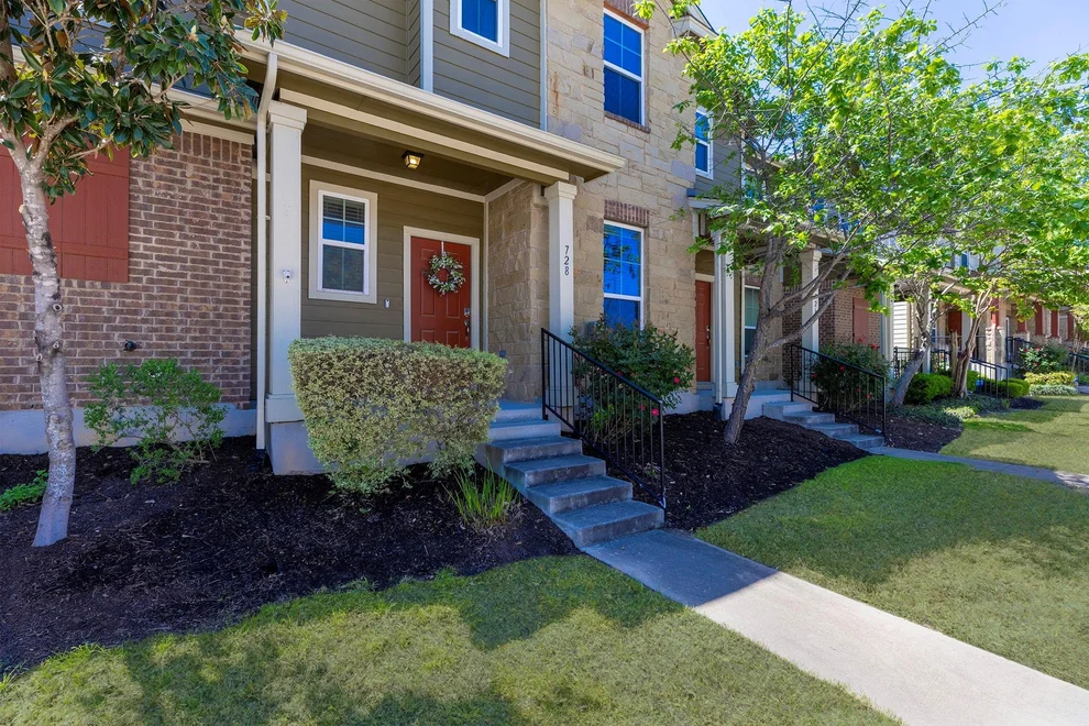 Unit for sale at 728 Lost Pines LN, Cedar Park, TX 78613