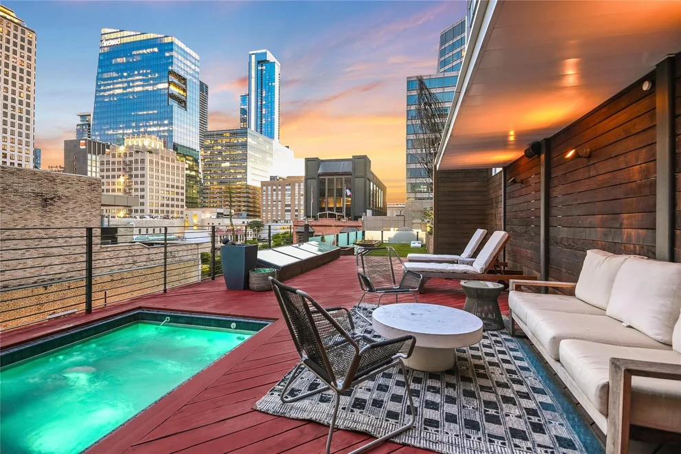 Unit for sale at 811 Congress Ave, Austin, TX 78701
