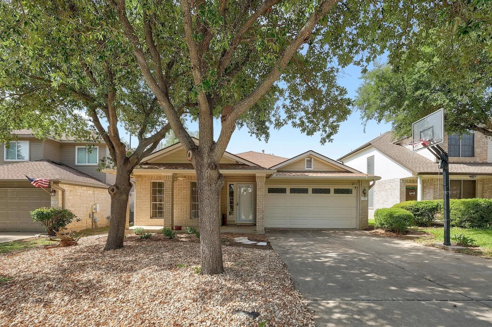 Unit for sale at 700 Horizon TRL, Cedar Park, TX 78613