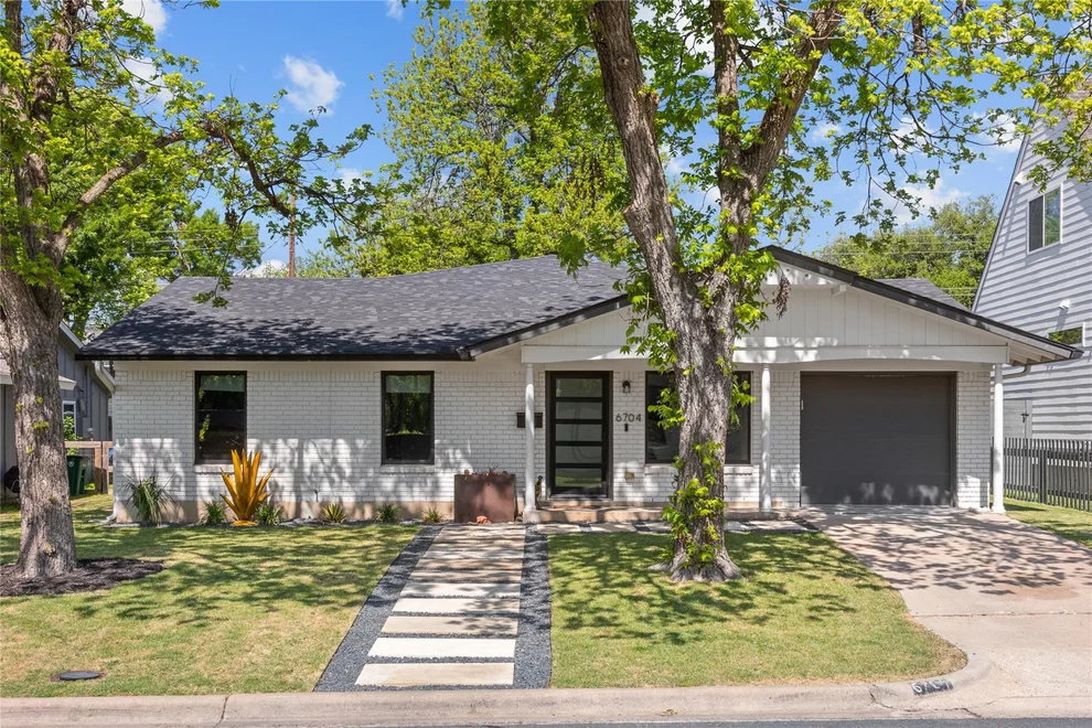 Unit for sale at 6704 Hardy DR, Austin, TX 78757