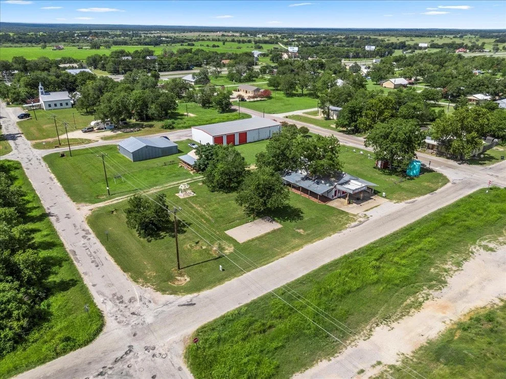 Unit for sale at 277 Old Highway 20 E, Paige, TX 78659