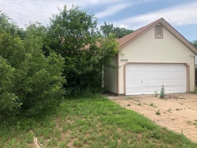 Unit for sale at 16507 Edgemere DR, Pflugerville, TX 78660