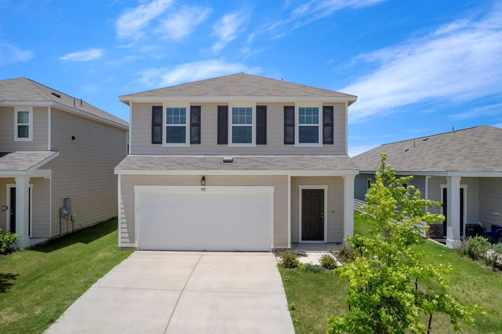 Unit for sale at 701 Redfish LN, Hutto, TX 78634