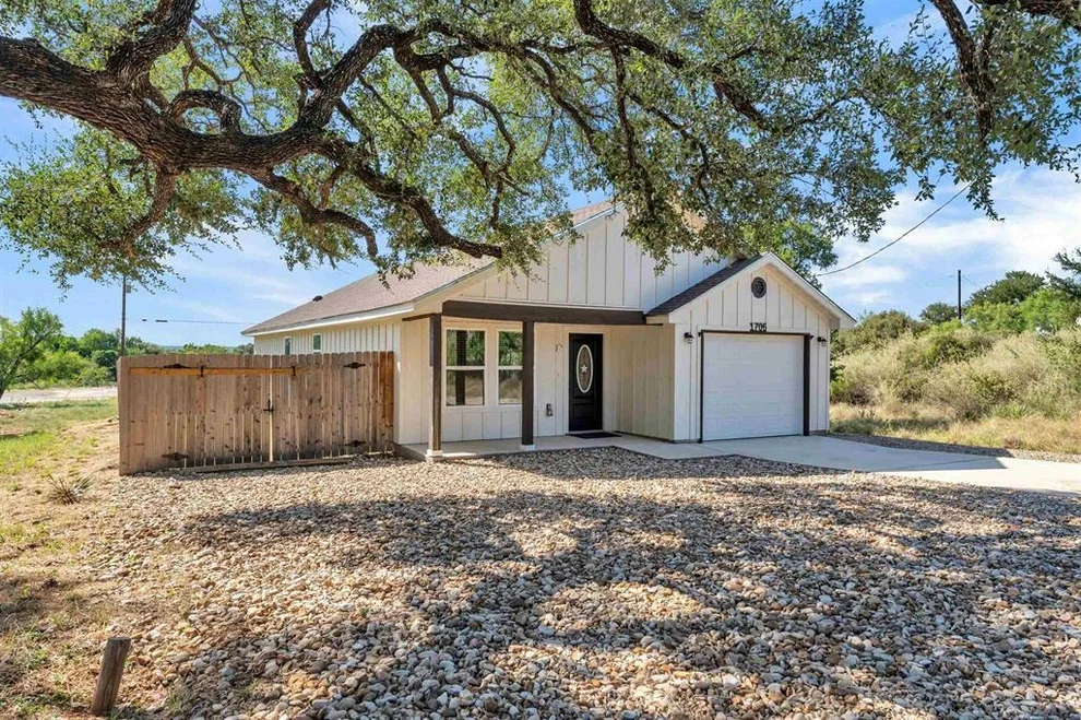 Unit for sale at 1706 Redwood DR, Marble Falls, TX 78654