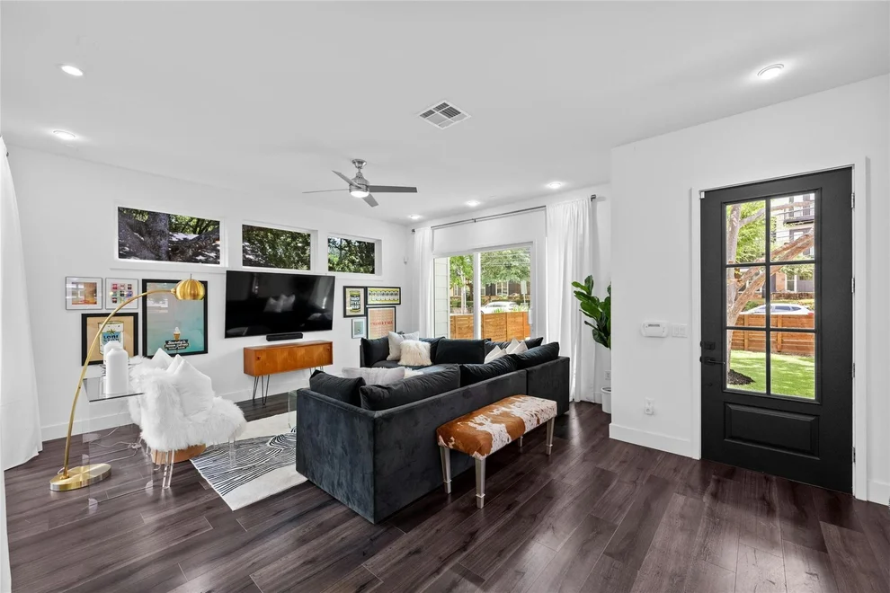 Unit for sale at 2806 W 44th ST, Austin, TX 78731