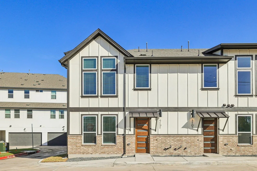 Unit for sale at 200 W 56th ST, Austin, TX 78751