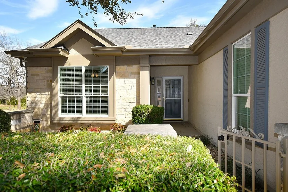 Unit for sale at 715 Texas DR, Georgetown, TX 78633