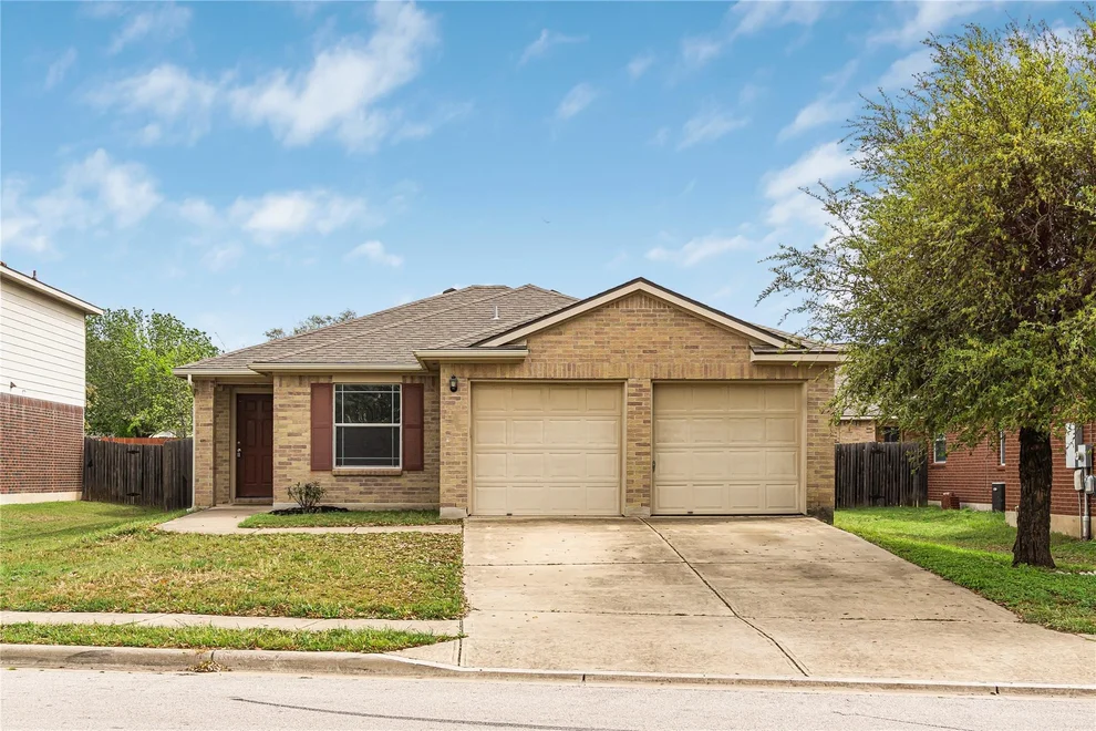 Unit for sale at 1032 W South ST, Leander, TX 78641