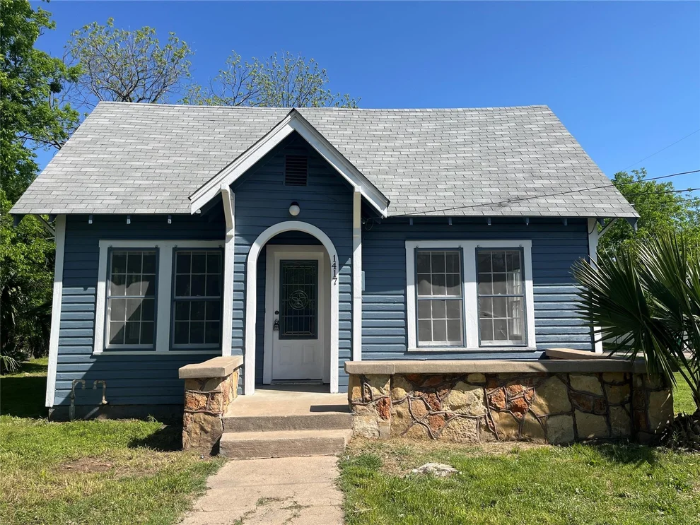 Unit for sale at 1417 Pleasant ST, Gatesville, TX 76528