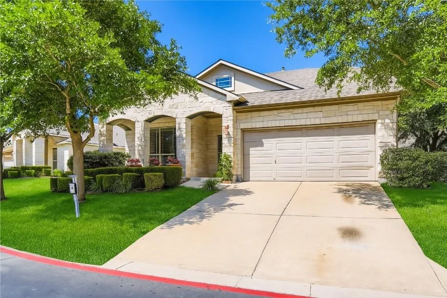 Unit for sale at 65 White Magnolia CIR, Lakeway, TX 78734