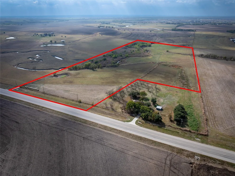 Unit for sale at 4100 County Road 101 RD, Taylor, TX 76574