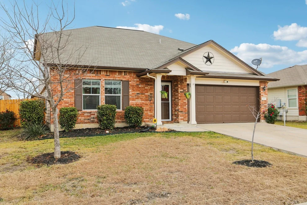 Unit for sale at 326 Almquist ST, Hutto, TX 78634