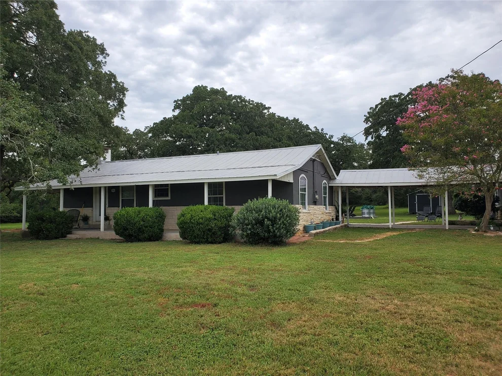 Unit for sale at 741 Old Antioch RD, Smithville, TX 78957