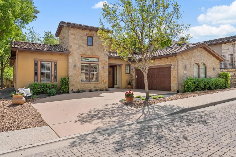 Unit for sale at 205 Amiata Ave, Lakeway, TX 78734