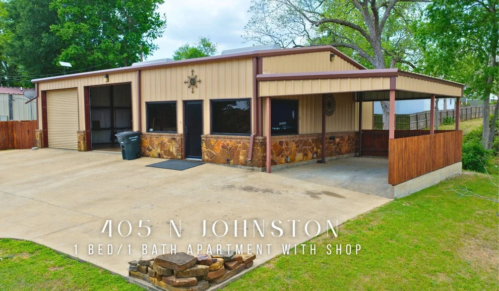 Unit for sale at 405 N Johnston Street, Caldwell, TX 77836