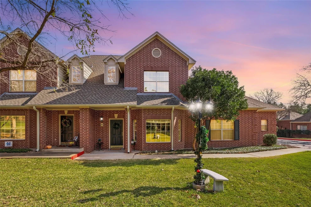 Unit for sale at 5515 Davis LN, Austin, TX 78749