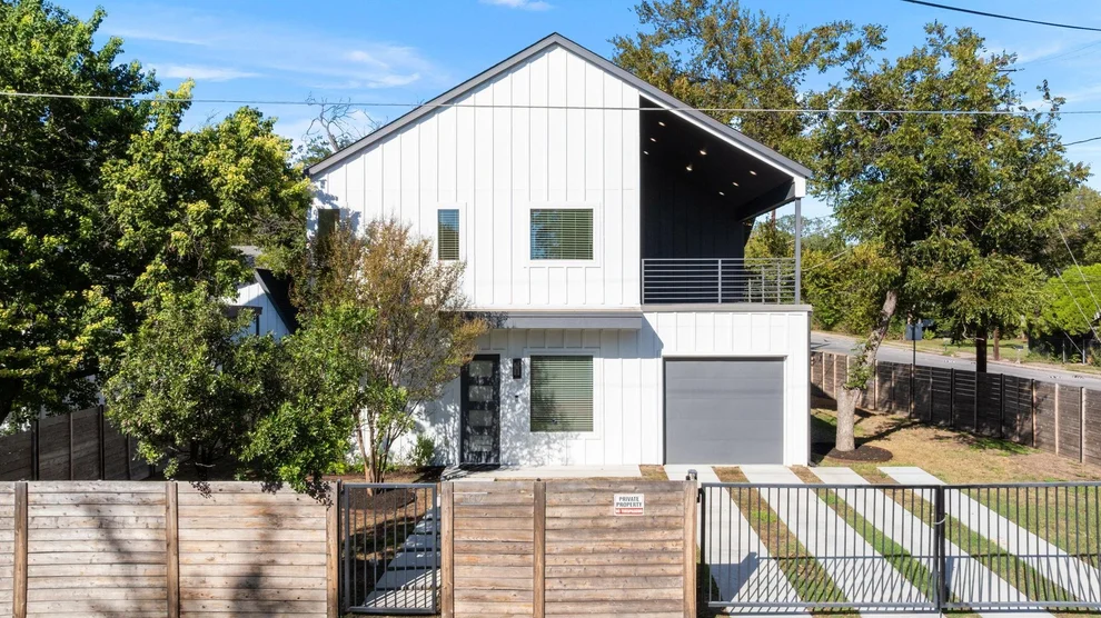 Unit for sale at 102 W Fawnridge DR, Austin, TX 78753