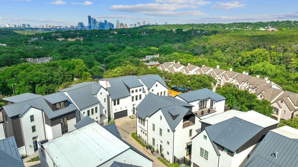 Unit for sale at 1719 Spyglass DR, Austin, TX 78746