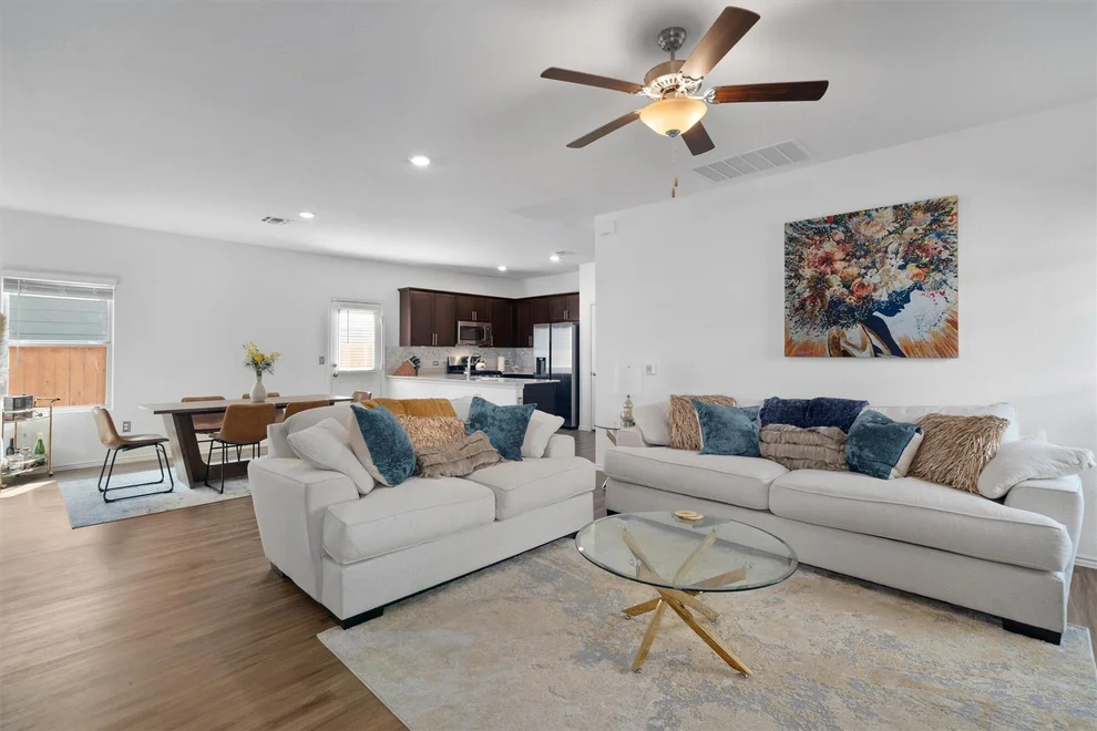 Unit for sale at 3304 Lodgepole DR, Austin, TX 78744