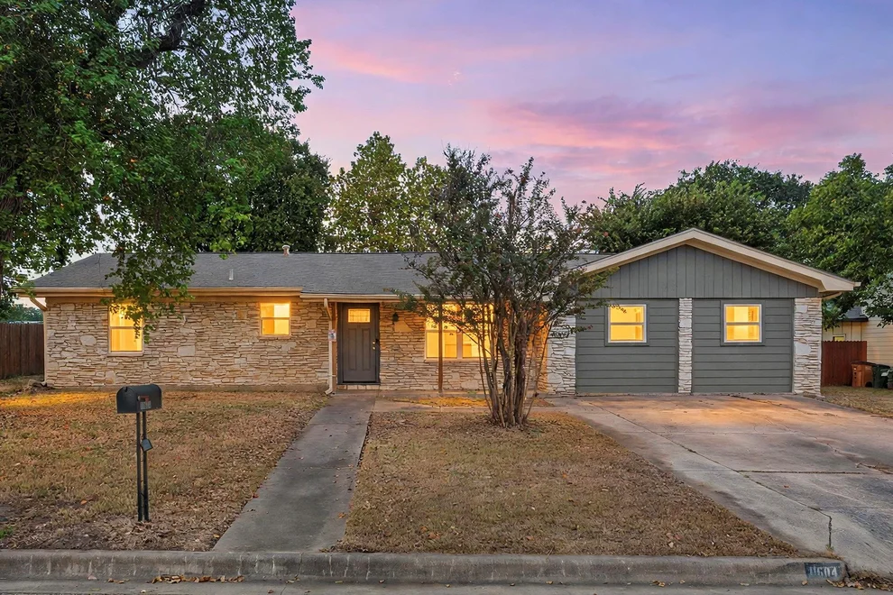 Unit for sale at 11604 N Oaks DR, Austin, TX 78753