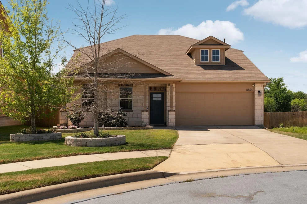 Unit for sale at 6501 Ranchito DR, Austin, TX 78744