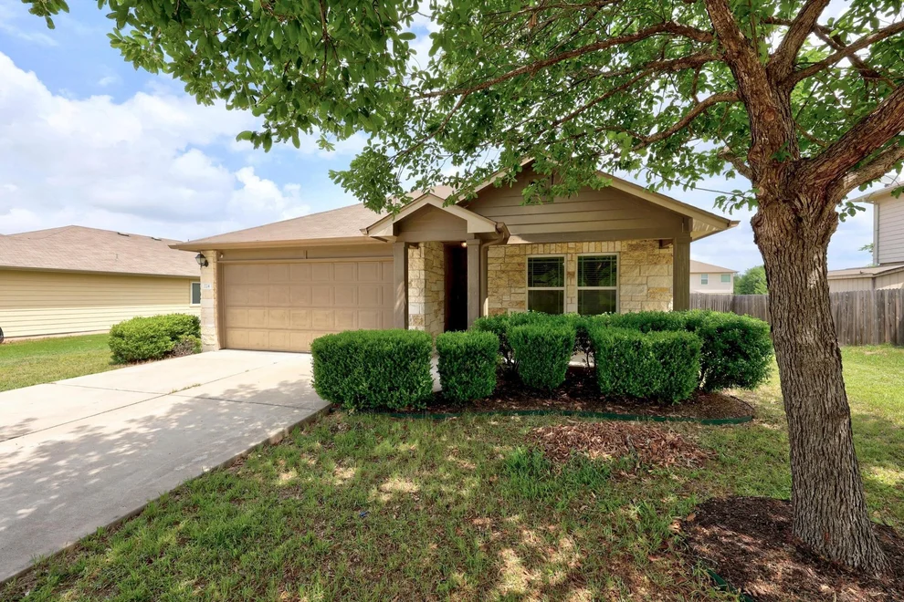 Unit for sale at 224 Frio River TRL, Hutto, TX 78634