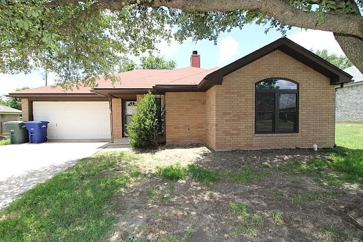 Unit for sale at 213 Bronc DR, Copperas Cove, TX 76522