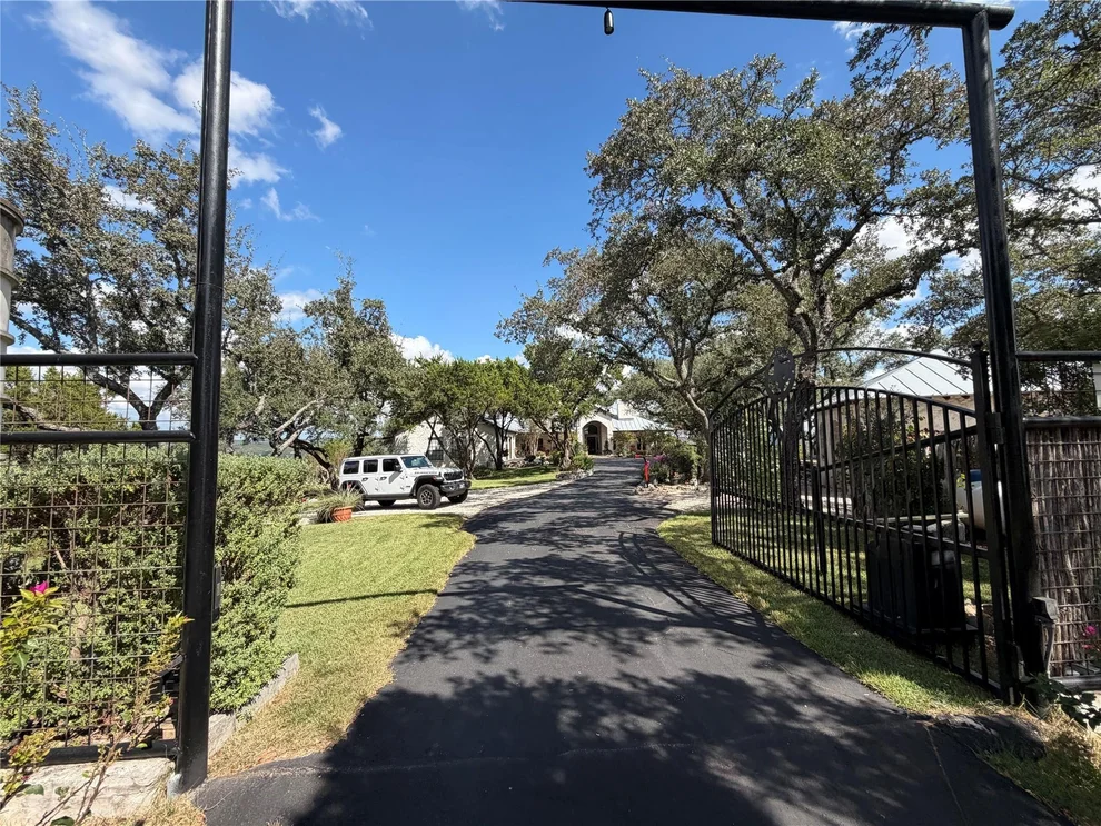 Unit for sale at 2755 Skyline DR, Canyon Lake, TX 78133