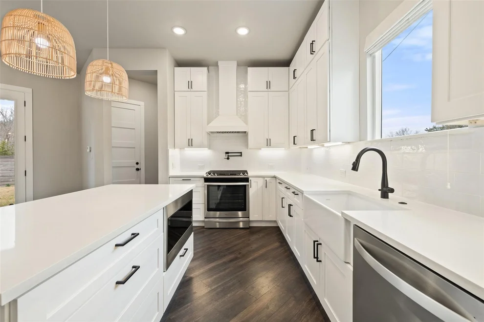 Unit for sale at 18200 Fair LN, Jonestown, TX 78645