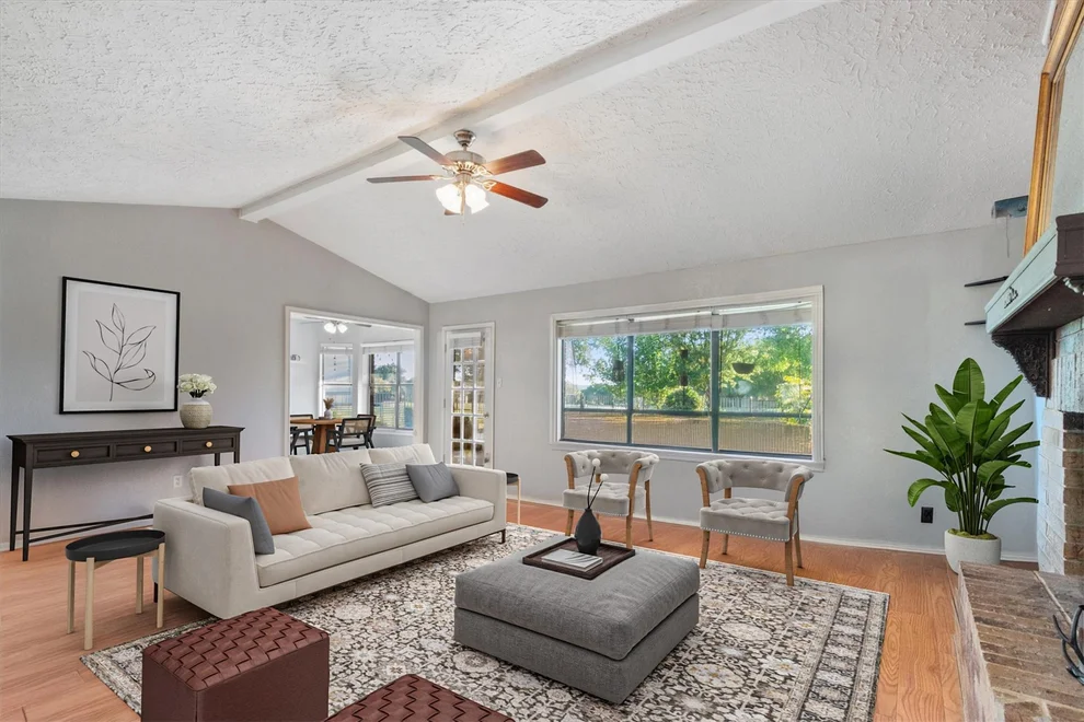 Unit for sale at 421 Saint Andrews ST, Meadowlakes, TX 78654
