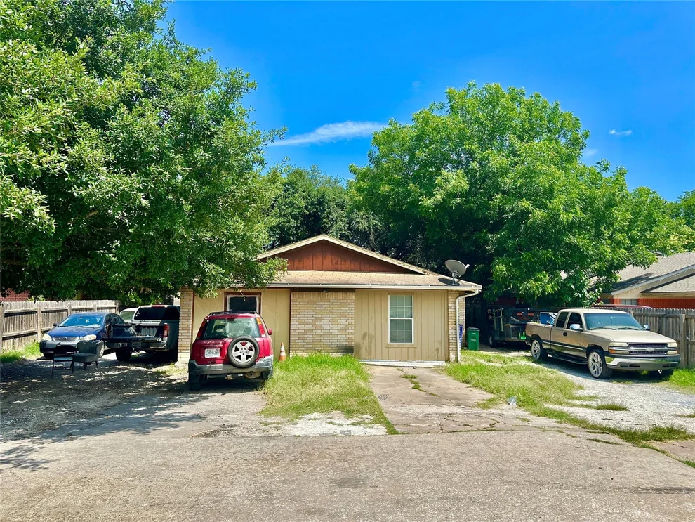 Unit for sale at 5005 S Pleasant Valley RD, Austin, TX 78744