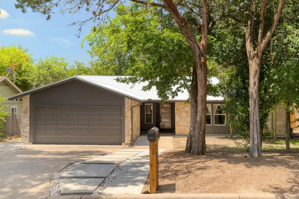 Unit for sale at 2205 Trede DR, Austin, TX 78745
