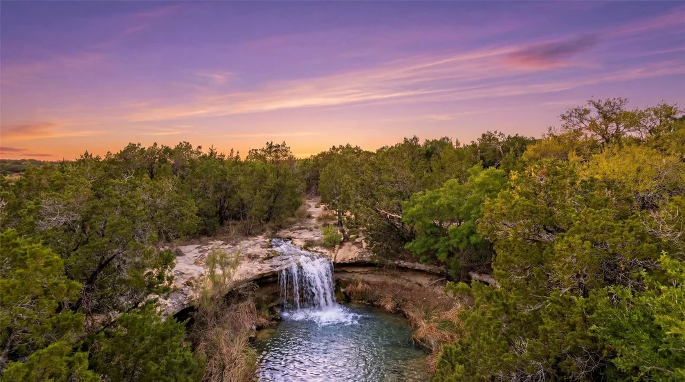 Unit for sale at 600 N Angel Light DR, Spicewood, TX 78669