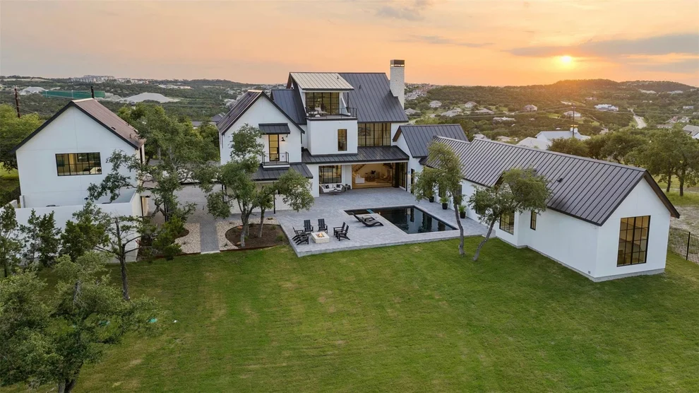 Unit for sale at 4405 Hennig DR, Austin, TX 78738