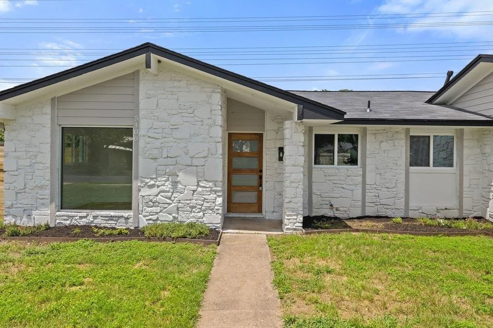 Unit for sale at 5400 Salem Hill DR, Austin, TX 78745