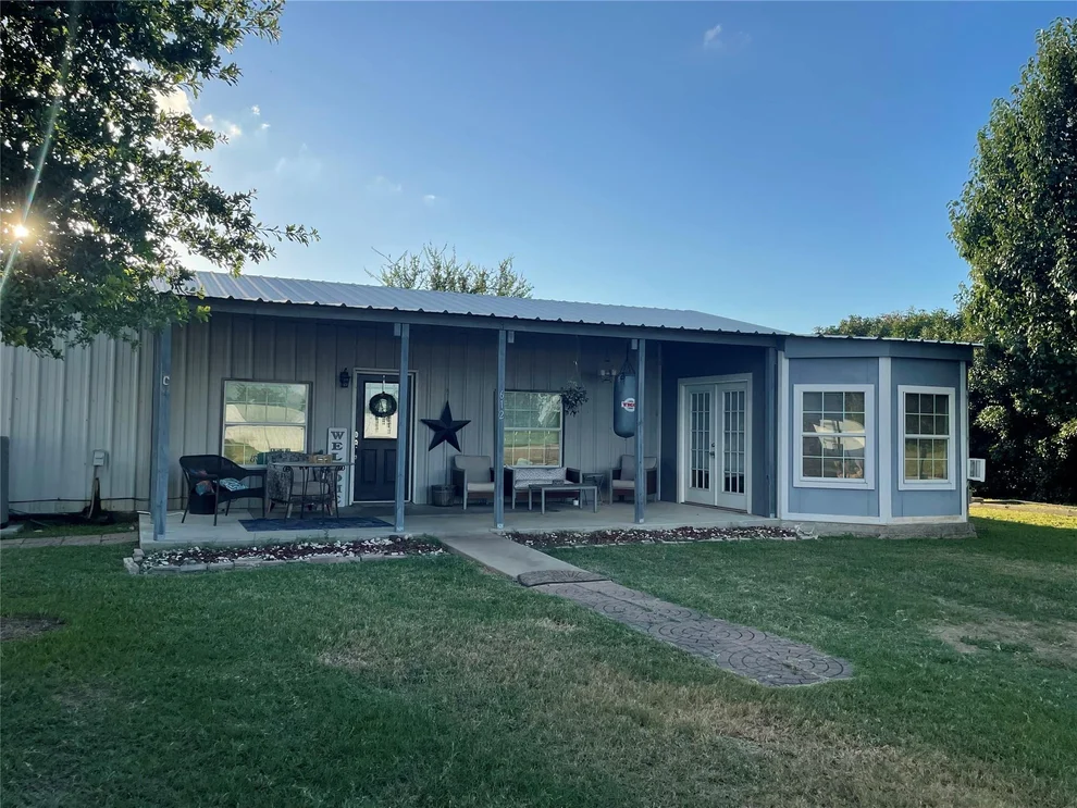 Unit for sale at 616 S Rockdale ST, Lexington, TX 78947