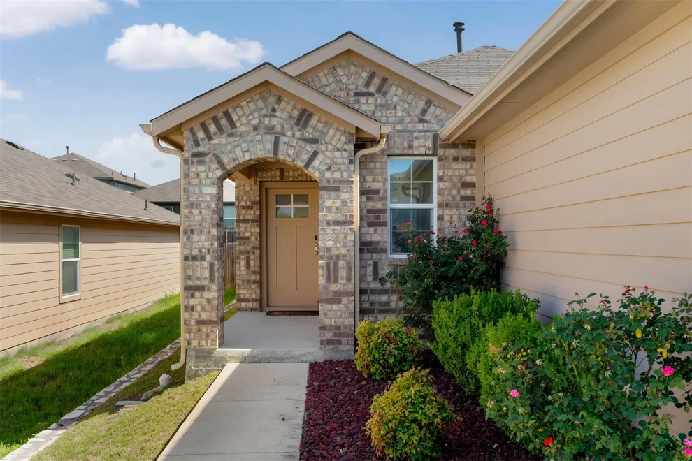 Unit for sale at 2010 Grow LN, Austin, TX 78754