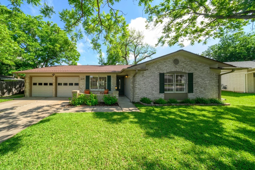 Unit for sale at 2210 Kenbridge DR, Austin, TX 78757