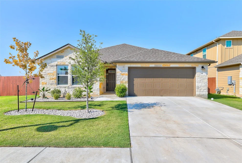 Unit for sale at 101 Skyview Farm LN, Liberty Hill, TX 78642