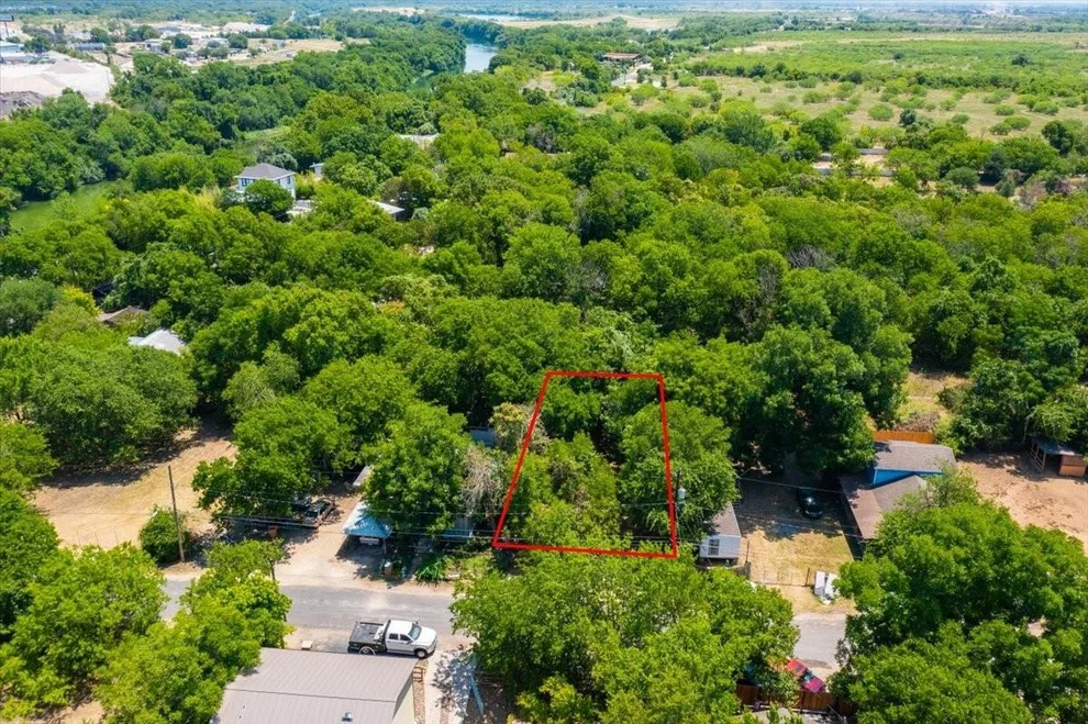 Unit for sale at 113 Kimble LN, Austin, TX 78742