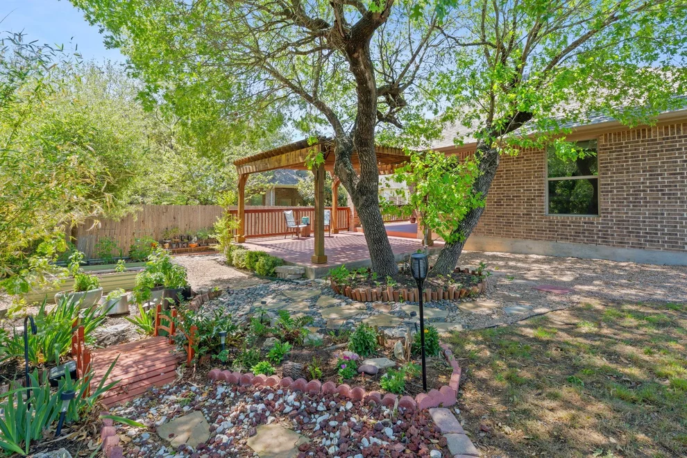 Unit for sale at 144 Nantucket CIR, Austin, TX 78737