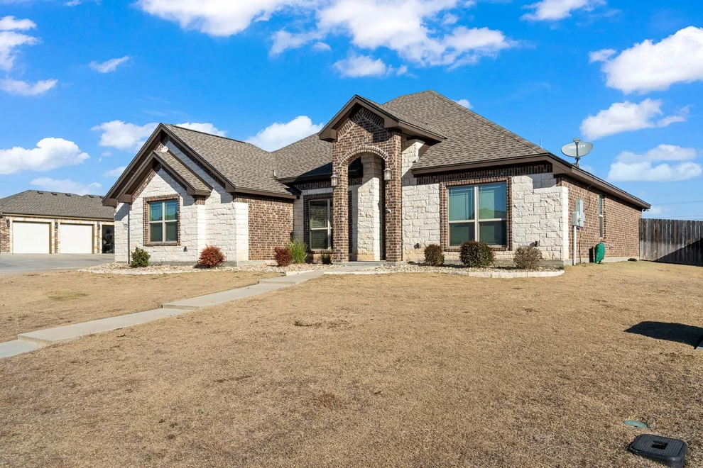 Unit for sale at 7136 Day Drive, Salado, TX 76571