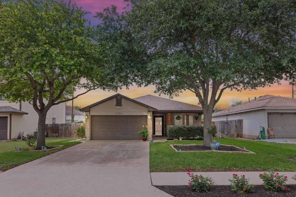 Unit for sale at 6756 Broad Brook DR, Austin, TX 78747