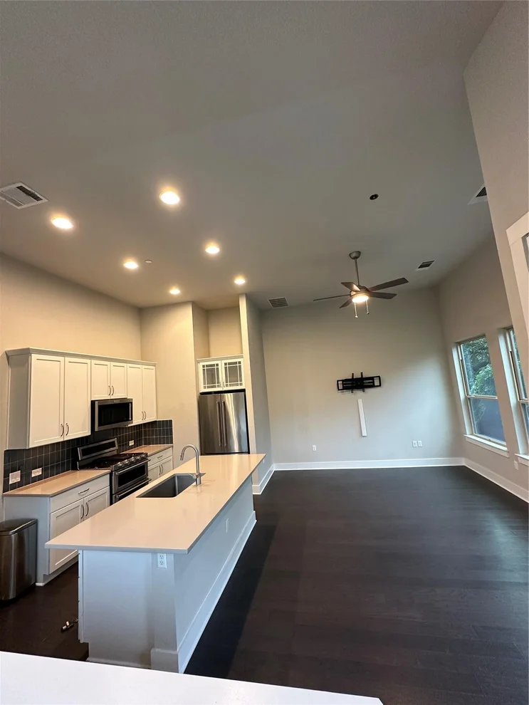 Unit for sale at 404 W Alpine RD, Austin, TX 78704