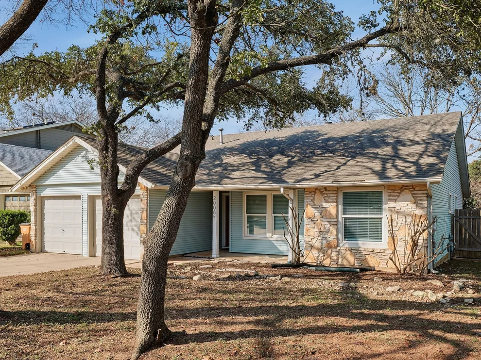 Unit for sale at 2008 Lear LN, Austin, TX 78745